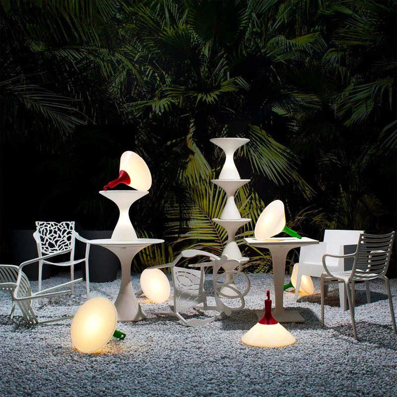 Table KISSI KISSI by Miki Astori for Driade