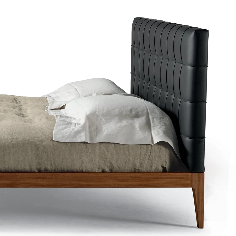 Walnut Wood Bed SIG.RE by Dale Italia
