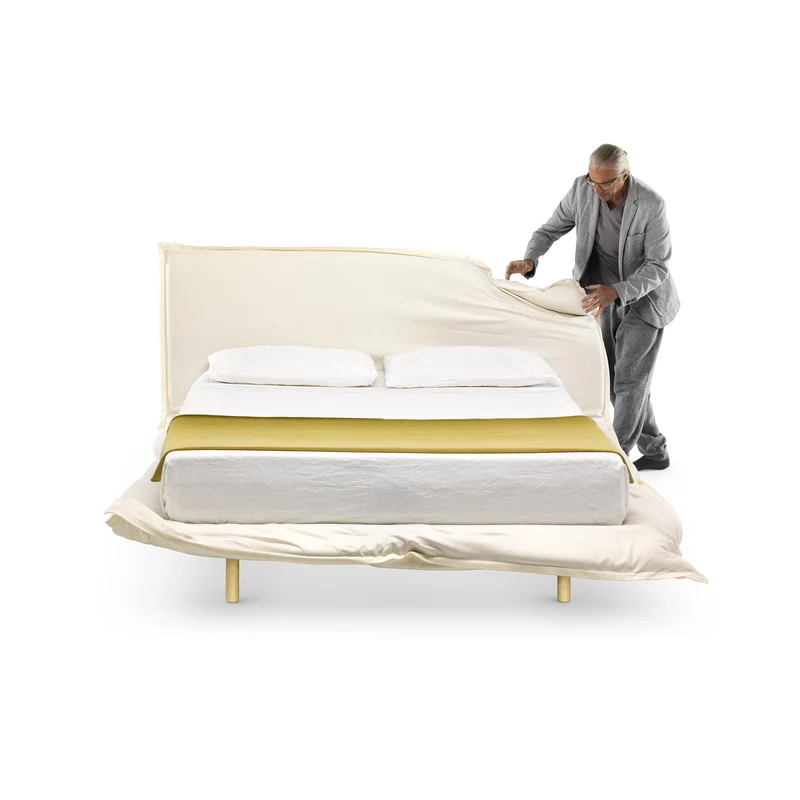 Bed BIG HUG by Claudio Bitetti for Mogg