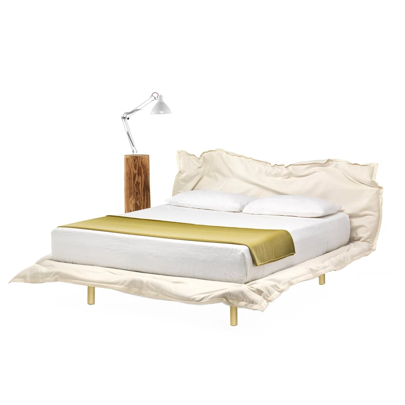 Bed BIG HUG by Claudio Bitetti for Mogg