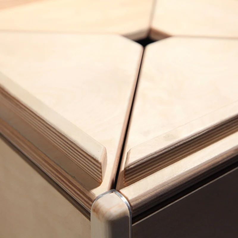 Coffee Table PETALO MAXI by Luciana Gomez for MYIN