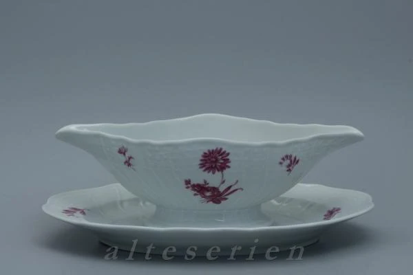 Sauciere mit Teller einteilig