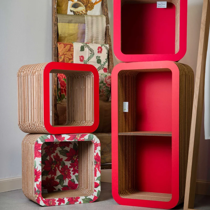 Modular Cardboard Bookcase MORETTO 135 Christmas Closed Back