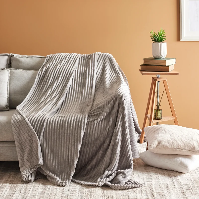 Karaca Ruby Stripe Wellsoft Doppel Decke, Grau