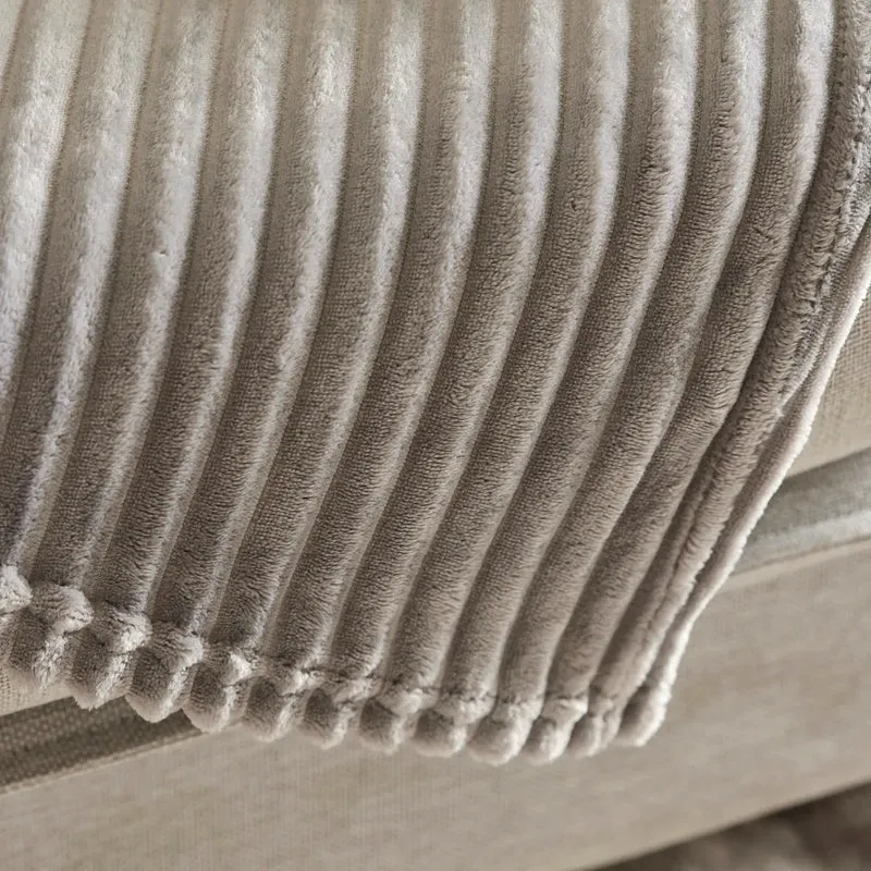 Karaca Ruby Stripe Wellsoft Doppel Decke, Grau