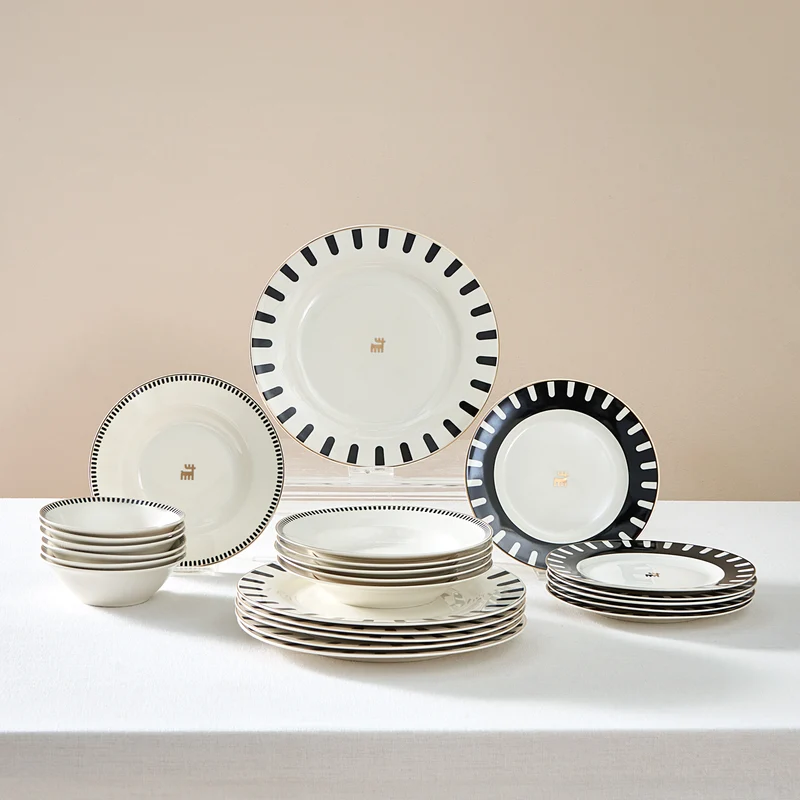 Karaca-Kollektion zum 50-jährigen Jubiläum Korea 24 Teil 6 Person Porzellan Dinner Set