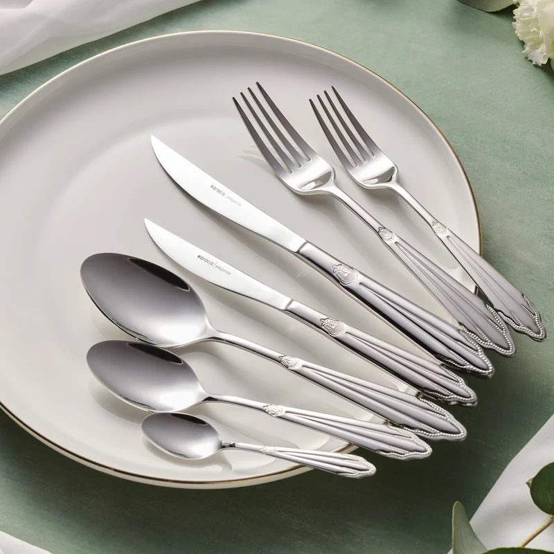 Karaca 316+ Mantilla für 12 Personen Elegance Besteckset, 84 Teilig