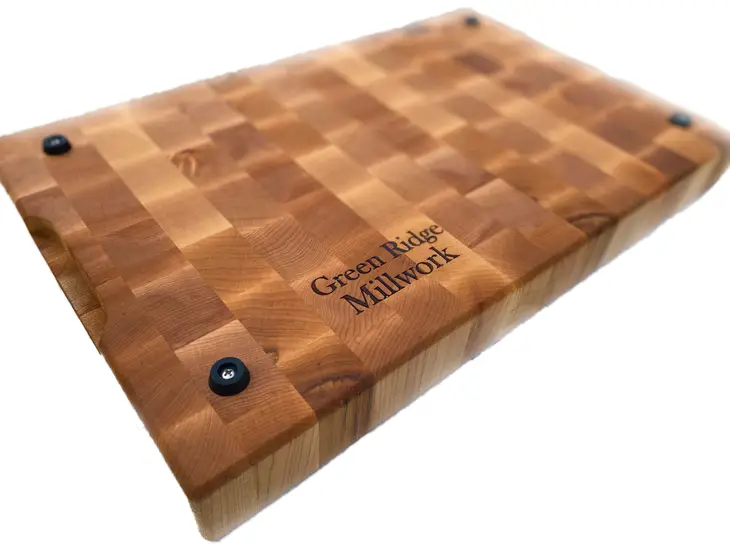 Hackblock aus Ahornholz 45 x 28,75 x 5 cm mit Gummifüßen