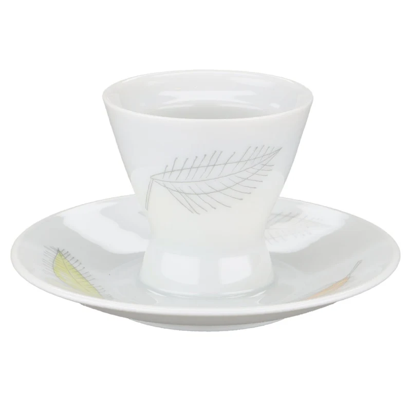 Eierbecher mit Schalenablage