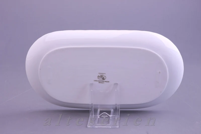 Tablett f Zucker und Milch