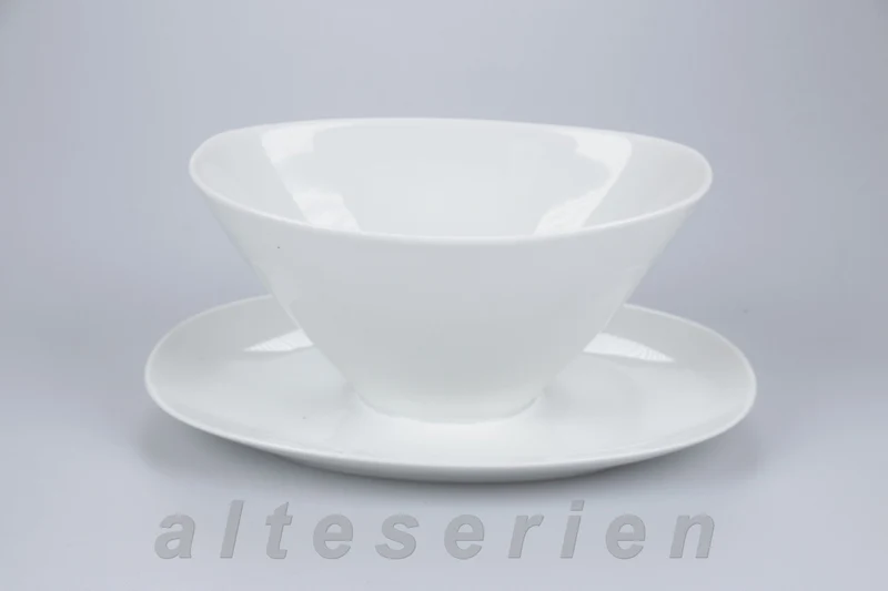 Sauciere mit Teller einteilig