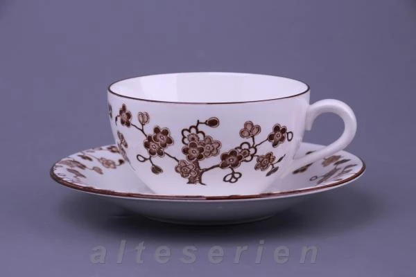 Teetasse mit Untere