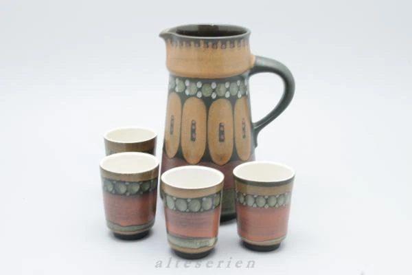 Set 5 teilige hoher Krug 1,5 L mit 4 x Becher