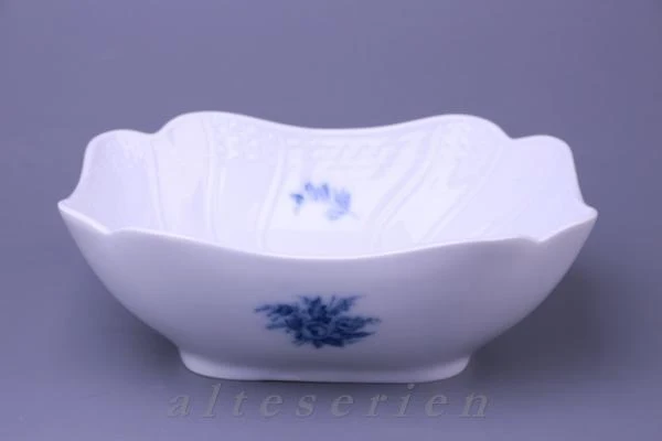 Schüssel groß