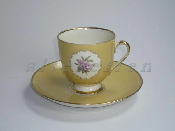 Kaffeetasse mit Untere gelb
