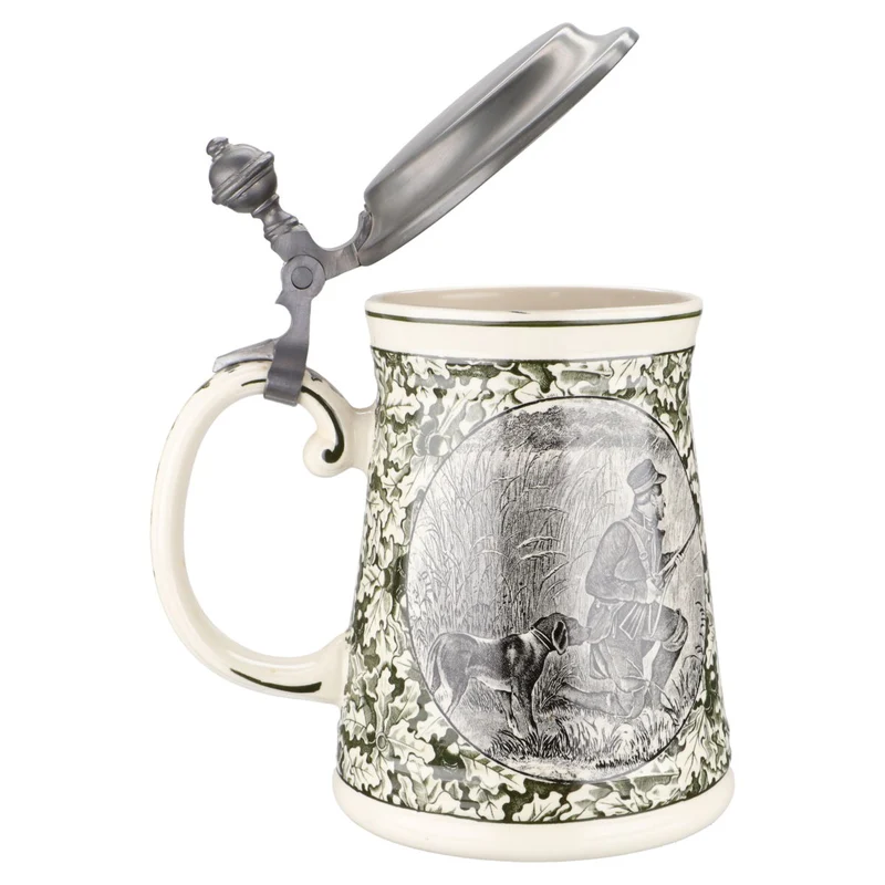 Alter Bierhumpen Motiv Jäger m. Zinndeckel