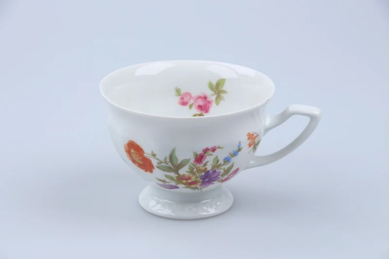 Kaffeetasse offener Fuss klein