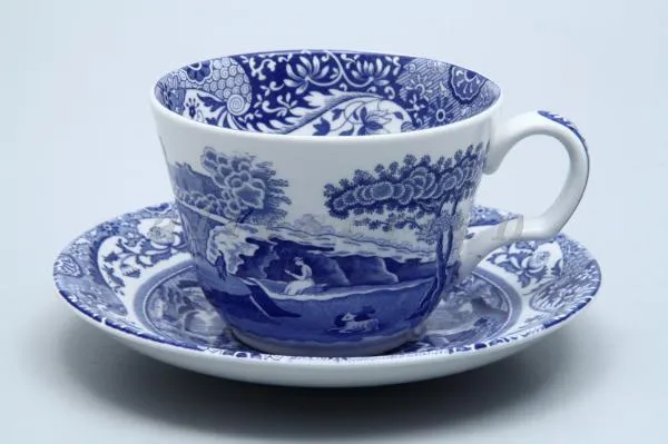 Kaffeetasse mit Untere