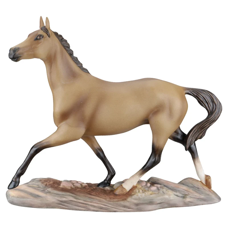 THE GREAT HORSES OF THE WORLD Akhal-Teke