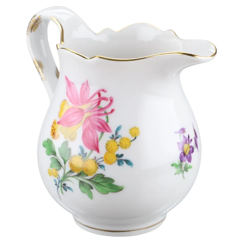 Milchkännchen Blüte Rosa und Blau