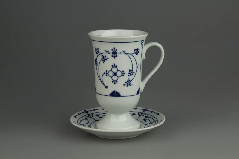 Pharisäertasse mit Untertasse