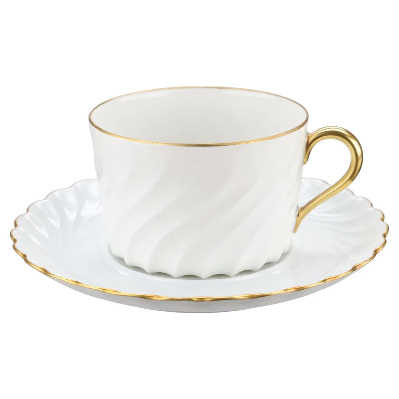 Teetasse mit Untere